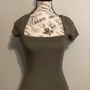 SLIMMING SQUARE NECK CAPPED SLEEVES DOUBLE LINED SOFT ARMY GREEN SZ SM